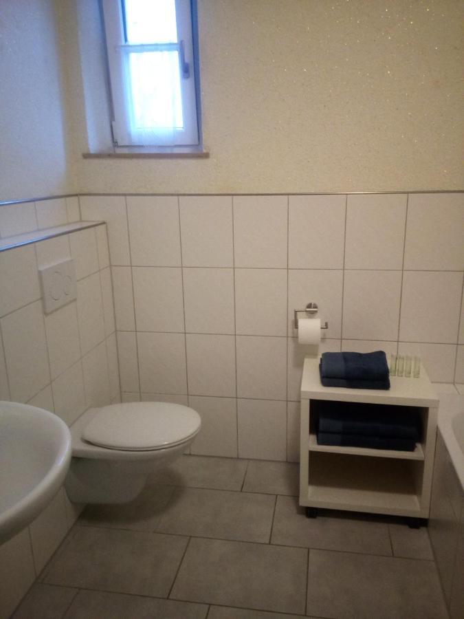 Ferienwohnung Kopold "Im Alten Schulhaus" Pottmes Ngoại thất bức ảnh
